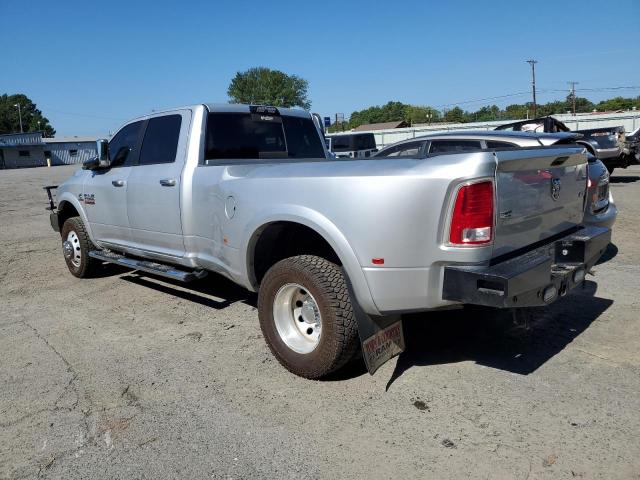 3C63RRJL3JG422493 - 2018 RAM 3500 LARAMIE SILVER photo 2