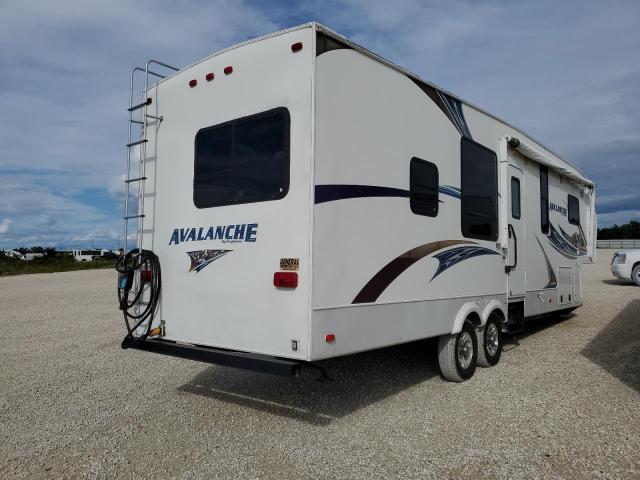 4YDF32021CE760456 - 2012 AVAL CAMPER WHITE photo 4