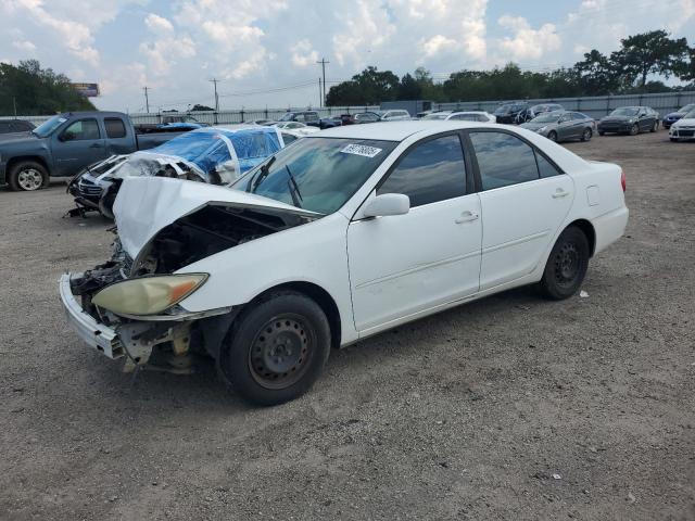 2004 TOYOTA CAMRY LE, 