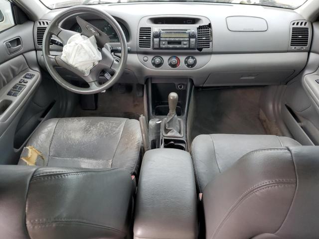 JTDBE32KX40292725 - 2004 TOYOTA CAMRY LE 白色 照片 8