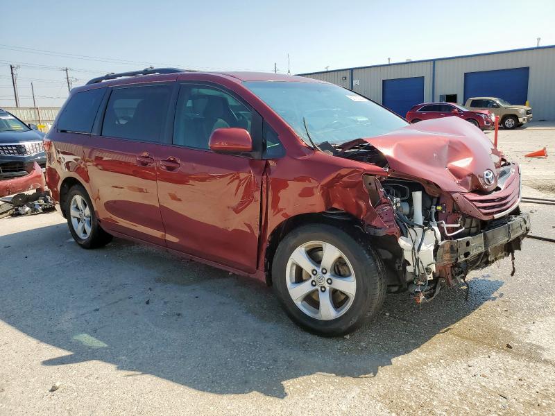 5TDKZ3DC7HS897329 - 2017 TOYOTA SIENNA LE BURGUNDY photo 4