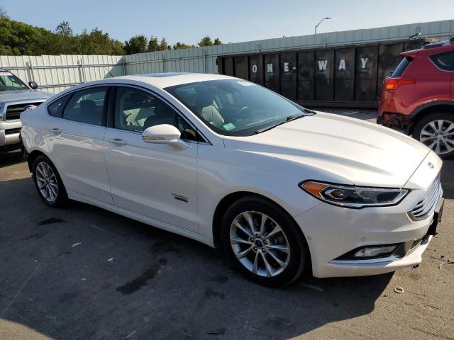 3FA6P0SU0HR151878 - 2017 FORD FUSION TITANIUM PHEV WHITE photo 4