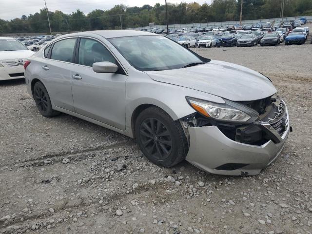 1N4AL3AP6HC168234 - 2017 NISSAN ALTIMA 2.5 SILVER photo 4