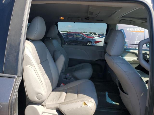 5TDDZ3DC5HS149543 - 2017 TOYOTA SIENNA XLE ნაცრისფერი ფოტო 11