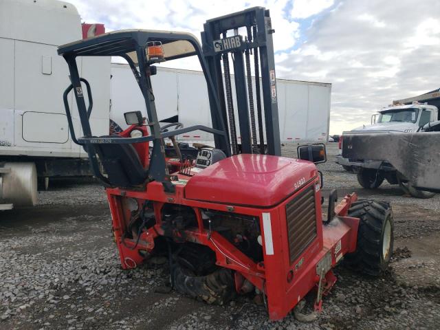 N0V1N000069779172 - 2012 CLARK FORKLIFT FORKLIFT RED photo 4