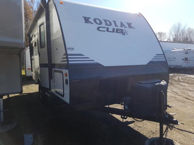 4YDT17611JJ970743 - 2018 KEYSTONE KODIAK CUB WHITE photo 1