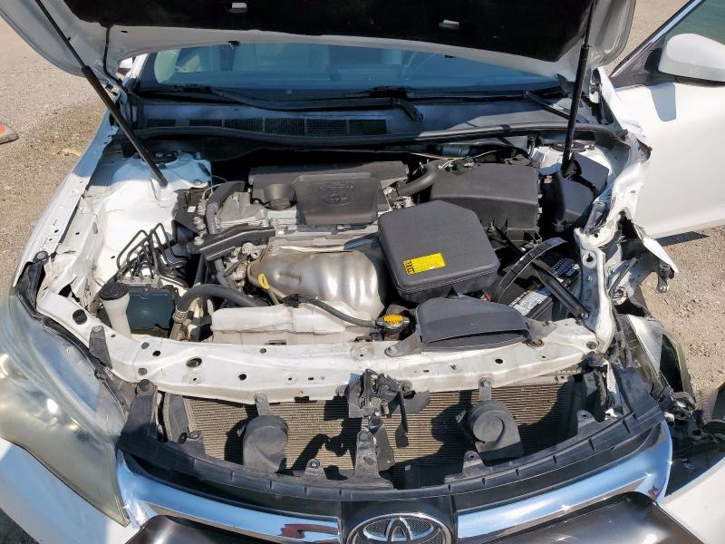 4T4BF1FK5FR504598 - 2015 TOYOTA CAMRY LE თეთრი ფოტო 11