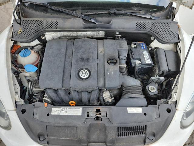 3VWHX7AT6DM603406 - 2013 VOLKSWAGEN BEETLE Білий фото 11