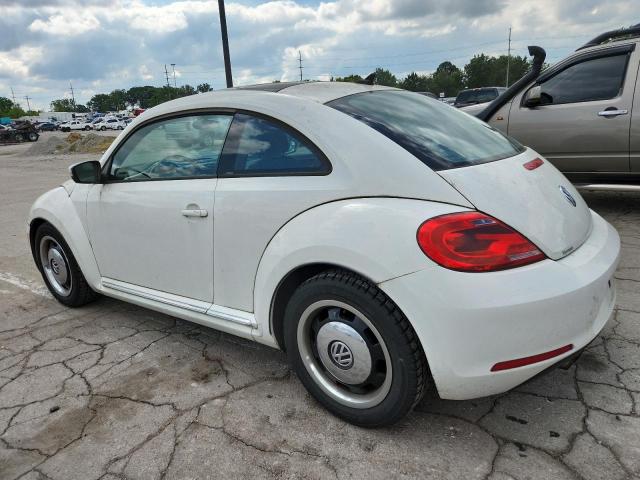 3VWHX7AT6DM603406 - 2013 VOLKSWAGEN BEETLE Білий фото 2