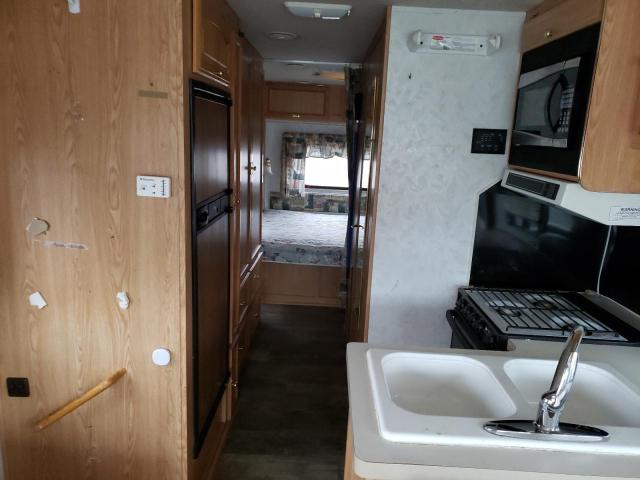 5B4KP37J5Y3317874 - 2000 WORKHORSE CUSTOM CHASSIS MOTORHOME P3500 WHITE photo 6