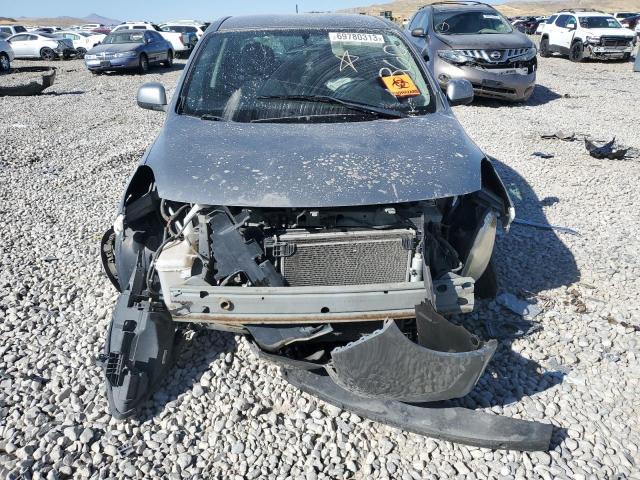 3N1CN7AP2CL846515 - 2012 NISSAN VERSA S SILVER photo 5