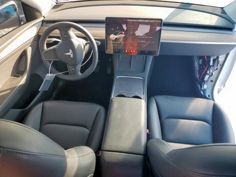 7SAYGDEE4PA118817 - 2023 TESLA MODEL Y WHITE photo 8