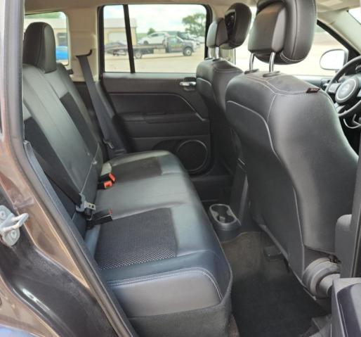 1C4NJDBB9FD302834 - 2015 JEEP COMPASS SPORT Gri fotoğraf 11