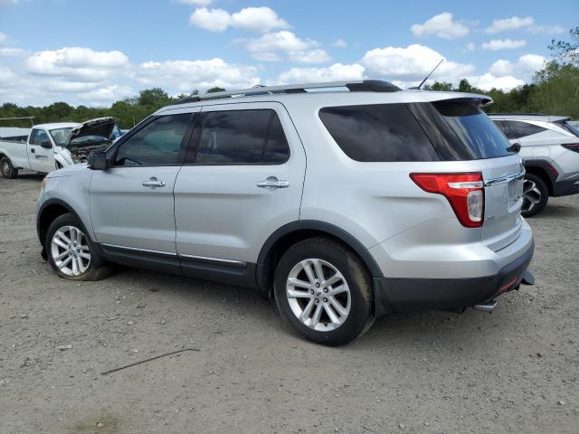1FMHK8D83BGA04545 - 2011 FORD EXPLORER XLT فضي صورة 2