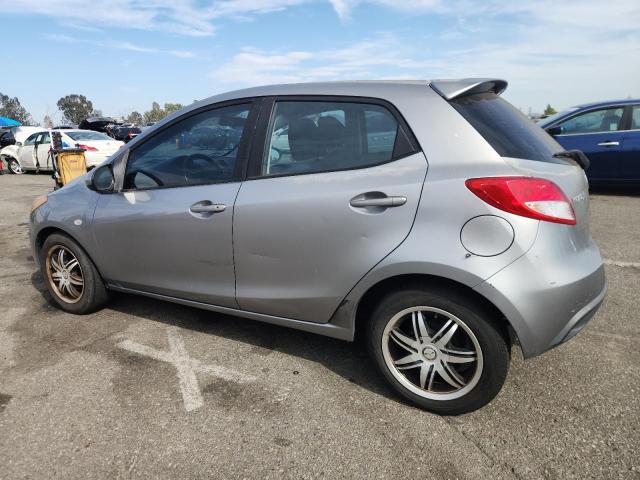 JM1DE1HZ7B0130677 - 2011 MAZDA MAZDA2 灰色 照片 2
