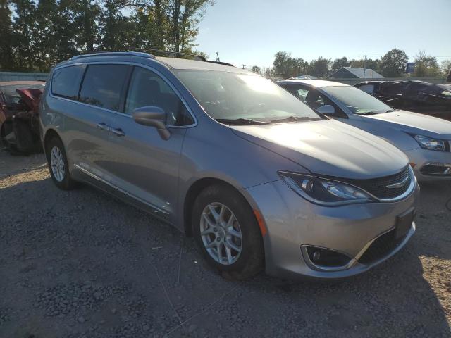 2C4RC1BG8LR182894 - 2020 CHRYSLER PACIFICA TOURING L SILVER photo 4