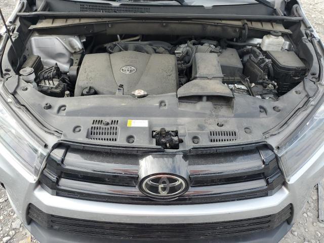 5TDKZRFH8KS574250 - 2019 TOYOTA HIGHLANDER SE Gümüş foto 12