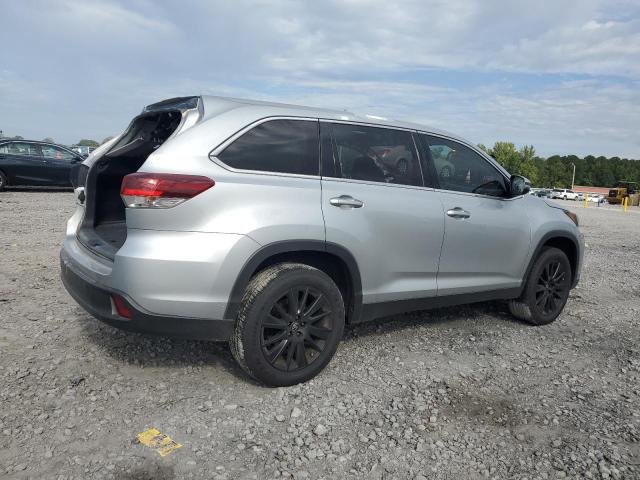5TDKZRFH8KS574250 - 2019 TOYOTA HIGHLANDER SE Gümüş foto 3