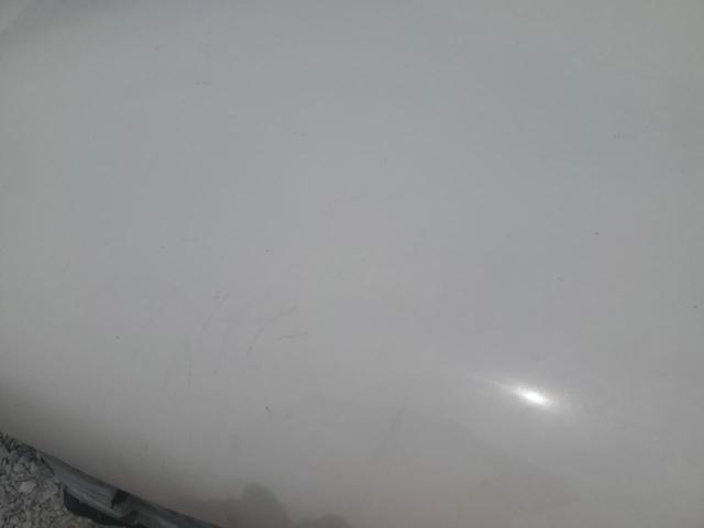 1G4HP52K24U131709 - 2004 BUICK LESABRE CUSTOM WHITE photo 11