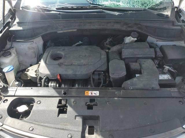 5XYZTDLB7HG493085 - 2017 HYUNDAI SANTA FE S SILVER photo 12