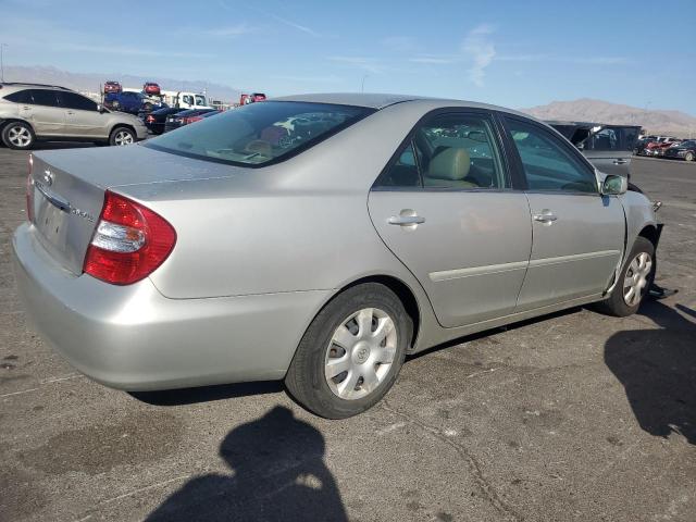 4T1BE32K74U814649 - 2004 TOYOTA CAMRY LE 银色 照片 3