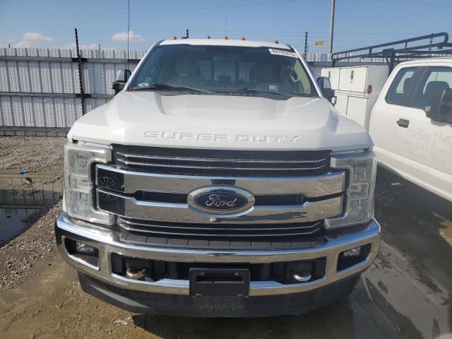 1FT7W2BT0HEB24090 - 2017 FORD F250 SUPER DUTY WHITE photo 5