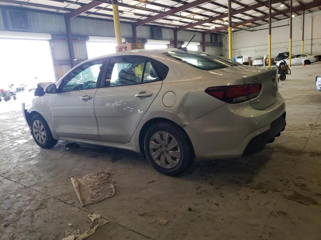 3KPA24AB9JE059773 - 2018 KIA RIO LX SILVER photo 2