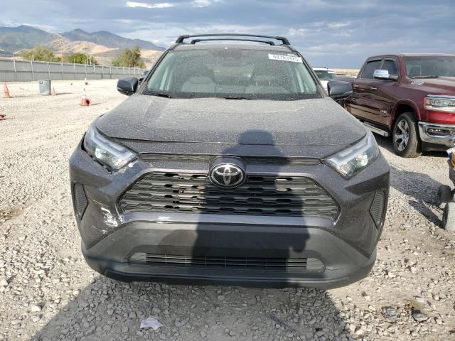 2T3P1RFV2NC291432 - 2022 TOYOTA RAV4 XLE Gümüş foto 5