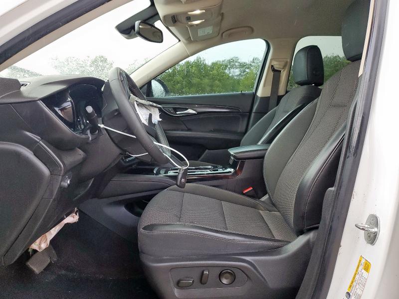 LRBAZLR45MD191431 - 2021 BUICK ENVISION PREFERRED WHITE photo 7