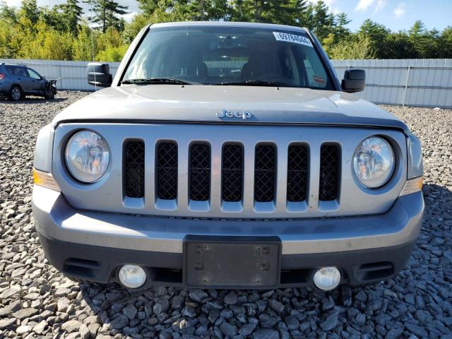 1C4NJRFB2ED793110 - 2014 JEEP PATRIOT LATITUDE SILVER photo 5