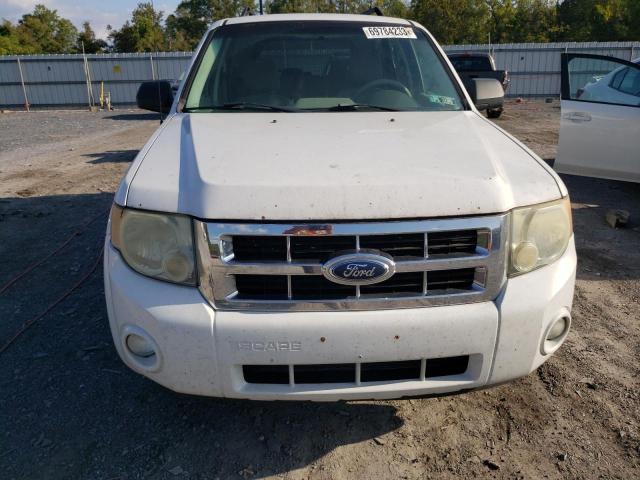 1FMCU93168KA20503 - 2008 FORD ESCAPE XLT WHITE photo 5