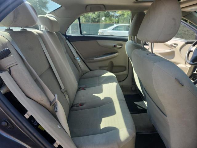 2T1BU4EE8DC975205 - 2013 TOYOTA COROLLA BASE GRAY photo 10