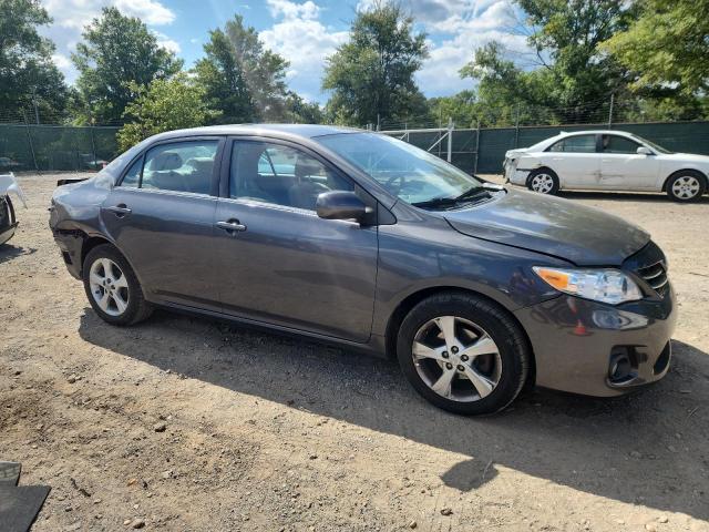 2T1BU4EE8DC975205 - 2013 TOYOTA COROLLA BASE GRAY photo 4