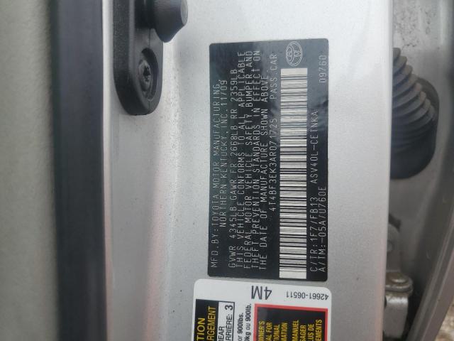 4T4BF3EK3AR071725 - 2010 TOYOTA CAMRY BASE ვერცხლისფერი ფოტო 12