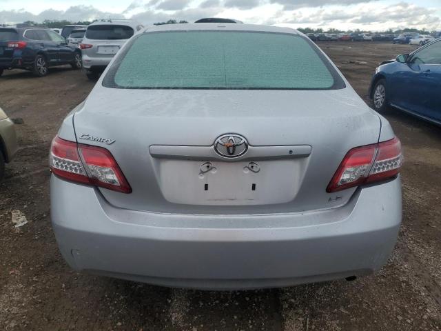 4T4BF3EK3AR071725 - 2010 TOYOTA CAMRY BASE ვერცხლისფერი ფოტო 6