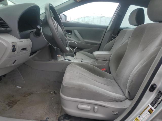 4T4BF3EK3AR071725 - 2010 TOYOTA CAMRY BASE ვერცხლისფერი ფოტო 7