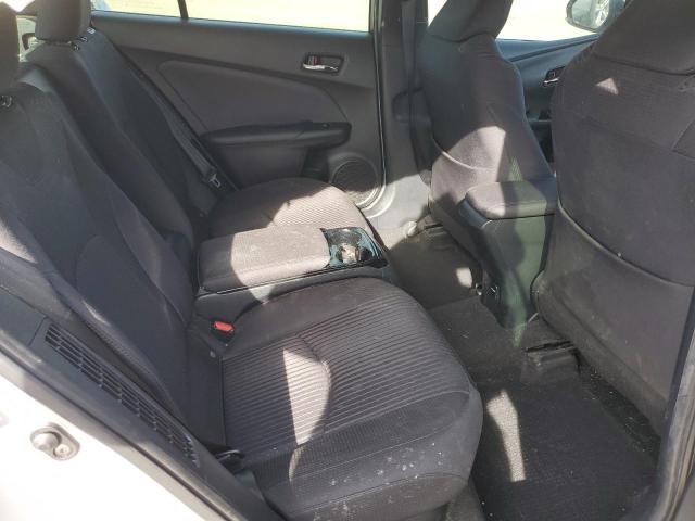 JTDKARFP8J3075950 - 2018 TOYOTA PRIUS PRIM 银色 照片 10