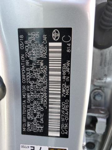 JTDKARFP8J3075950 - 2018 TOYOTA PRIUS PRIM 银色 照片 12