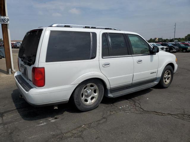 5LMEU27R01LJ31190 - 2001 LINCOLN NAVIGATOR WHITE photo 3