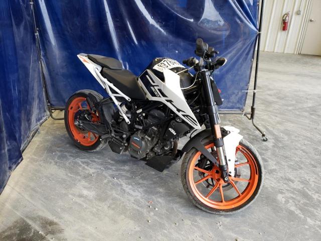 MD2JPC409LC090399 - 2020 KTM 200 DUKE WHITE photo 1