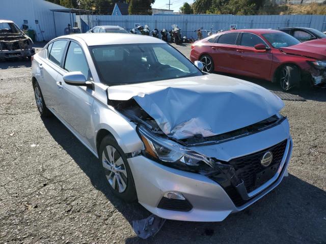 1N4BL4BVXLC240164 - 2020 NISSAN ALTIMA S SILVER photo 4