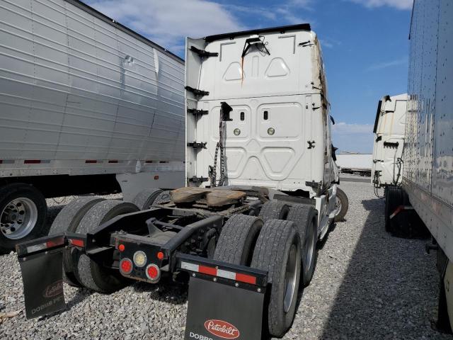 3AKJHHDR6JSJL3878 - 2018 FREIGHTLINER CASCADIA 1 أبيض صورة 4