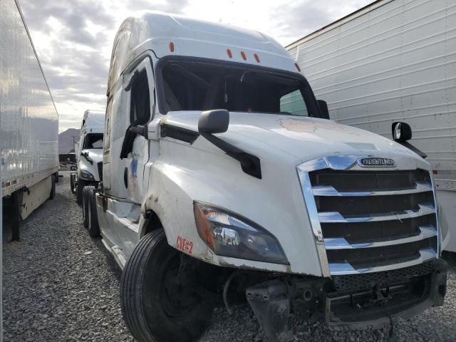 3AKJHHDR6JSJL3878 - 2018 FREIGHTLINER CASCADIA 1 أبيض صورة 9