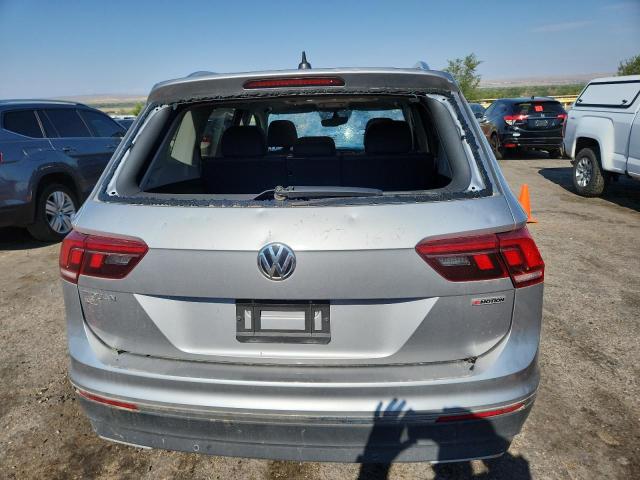 3VV2B7AX0KM102987 - 2019 VOLKSWAGEN TIGUAN SE Srebrny zdjęcie 6