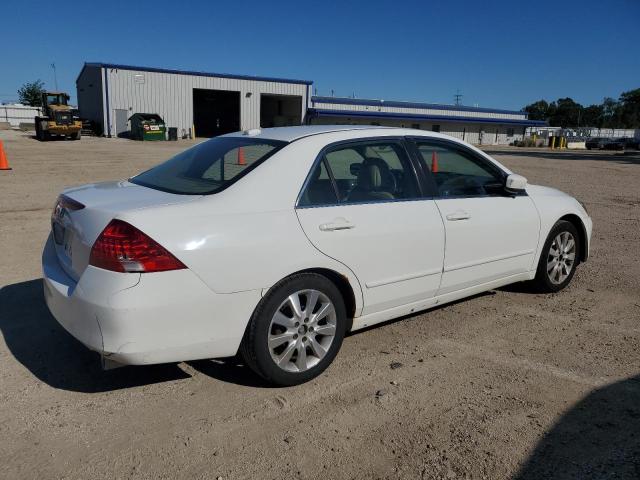 1HGCM66566A069819 - 2006 HONDA ACCORD EX WHITE photo 3