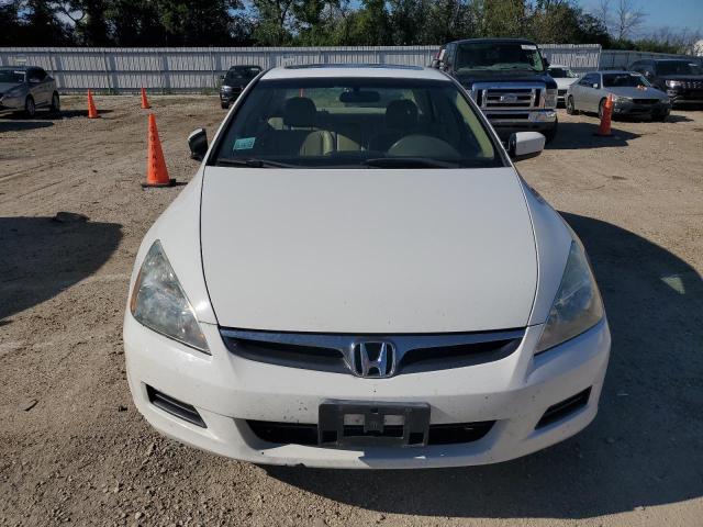 1HGCM66566A069819 - 2006 HONDA ACCORD EX WHITE photo 5