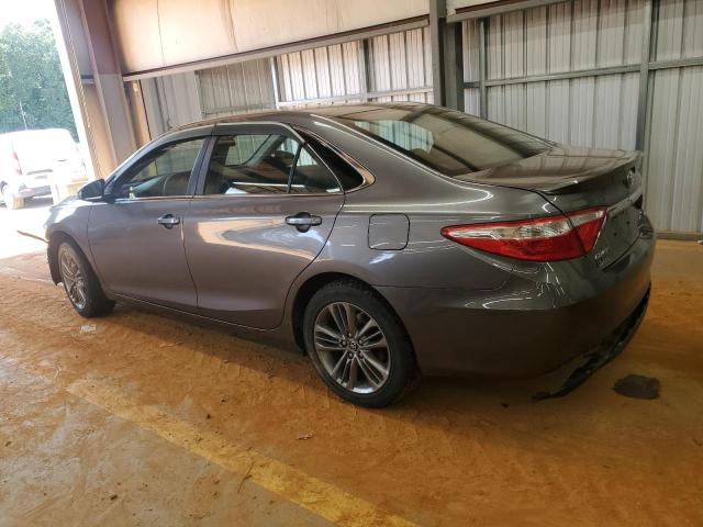 4T1BF1FK7HU336847 - 2017 TOYOTA CAMRY LE GRAY photo 2
