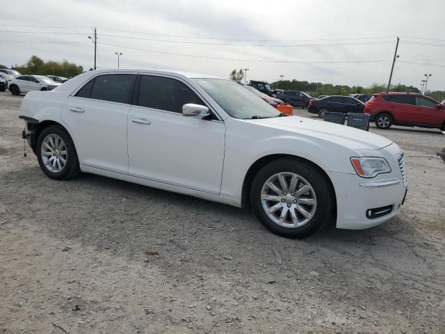 2C3CCAET4DH509494 - 2013 CHRYSLER 300C WHITE photo 4