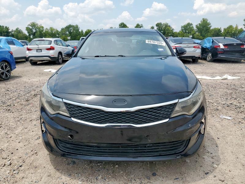 5XXGU4L32JG220580 - 2018 KIA OPTIMA EX BLACK photo 5