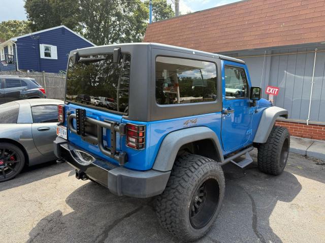 1C4AJWAG3EL324615 - 2014 JEEP WRANGLER SPORT BLUE photo 4